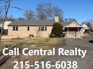 1075 Cornwells Ave, Bensalem, PA 19020