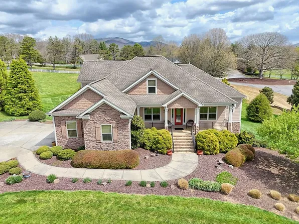 36 Owen Vis, Blairsville, GA 30512