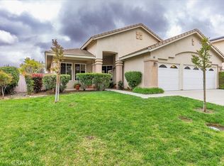 19 Corte Lateuza, Lake Elsinore, CA 92532