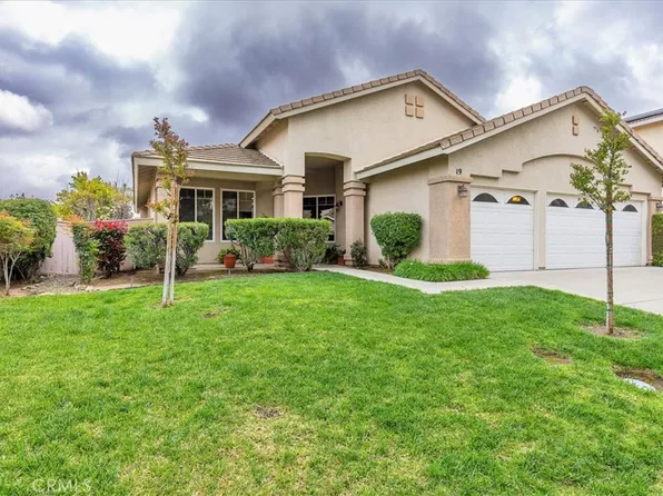 19 Corte Lateuza, Lake Elsinore, CA 92532