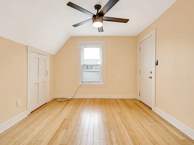 54 Sever St #3 — Photo 3