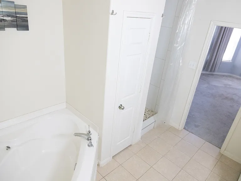 9807 Opal Rock Dr — Photo 16