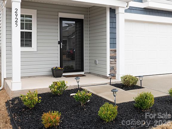 3rd image of 2925 Legacy Ridge Ln