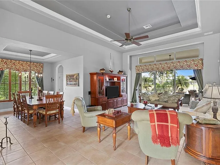 4924 Sedgewood Ln — Photo 18