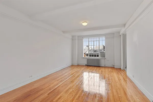 Sold by Corcoran | media 14