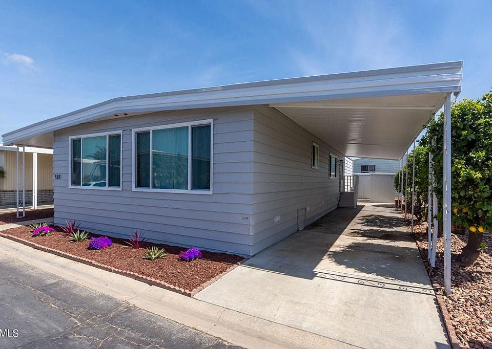1st image of 132 Rainbow Dr #158