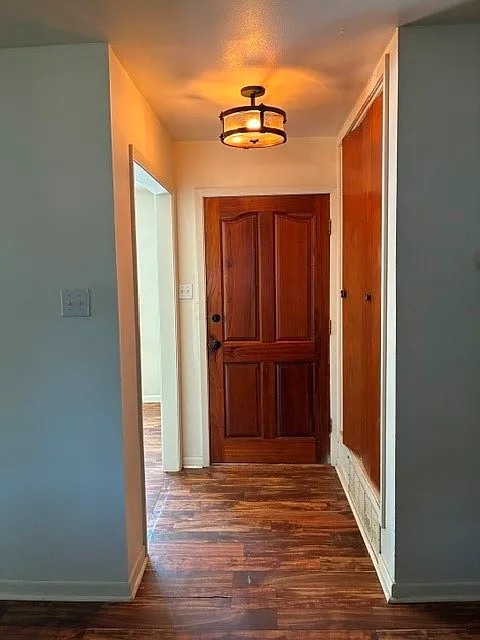 3 bed, 2.0 bath, 1627 sqft, $1,750 — Photo 3