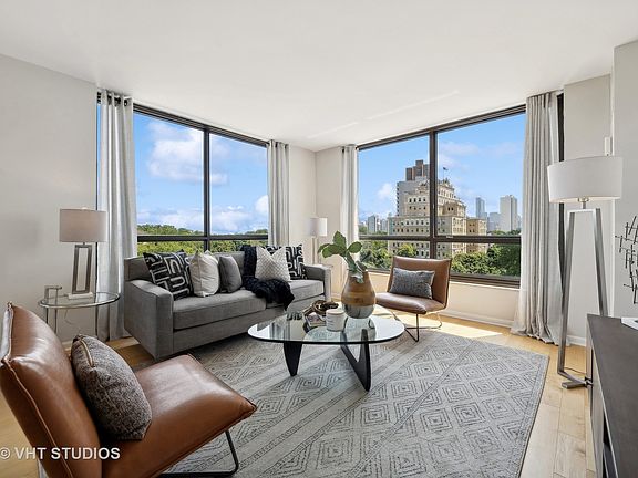 2nd image of 2020 N Lincoln Park W APT 5G