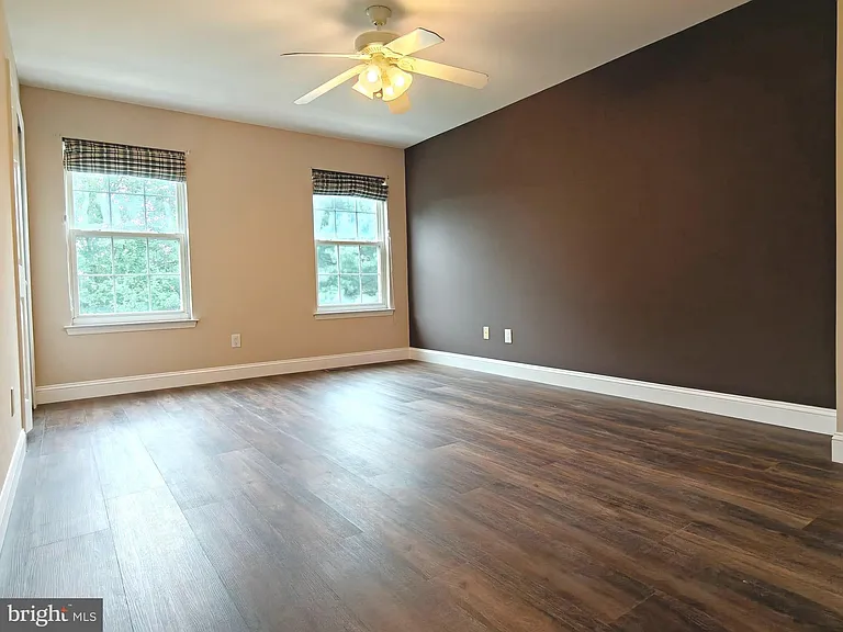 104 Coventry Way — Photo 10