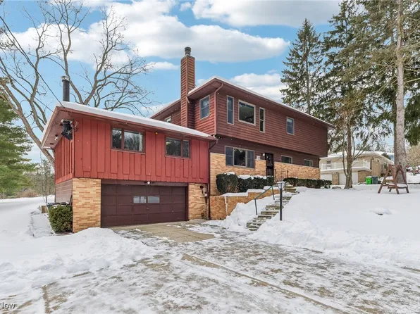 2047 Hinckley Hills Rd, Hinckley, OH 44233