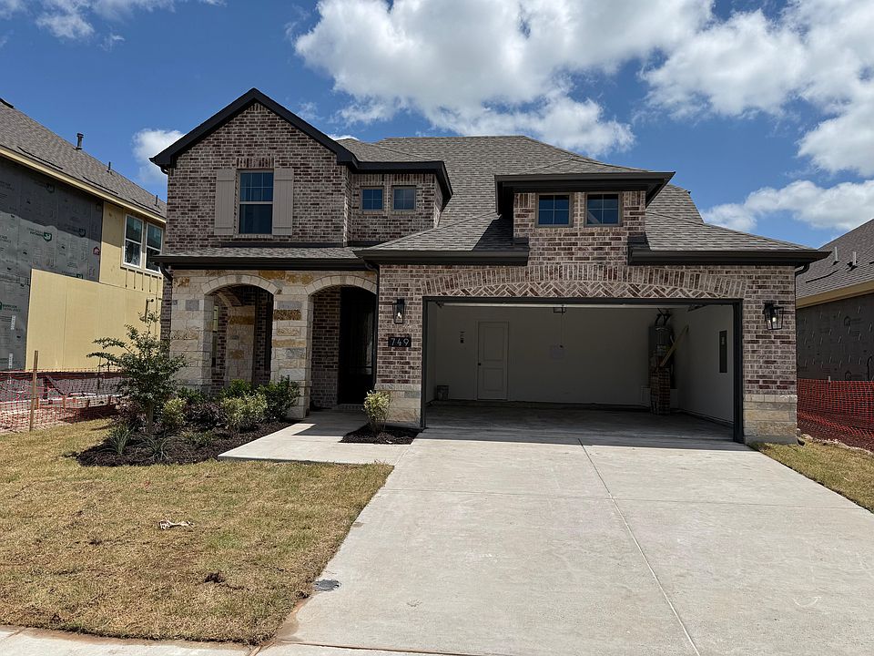 1st image of 749 Waterhouse Lake Dr