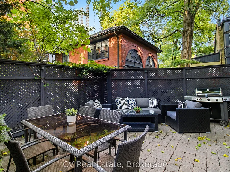 46 Bernard Ave — Photo 32