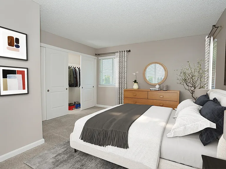Ridgecrest Apartment Homes — Photo 4