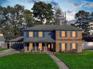 5527 Enchanted Timbers Dr, Humble, TX 77346