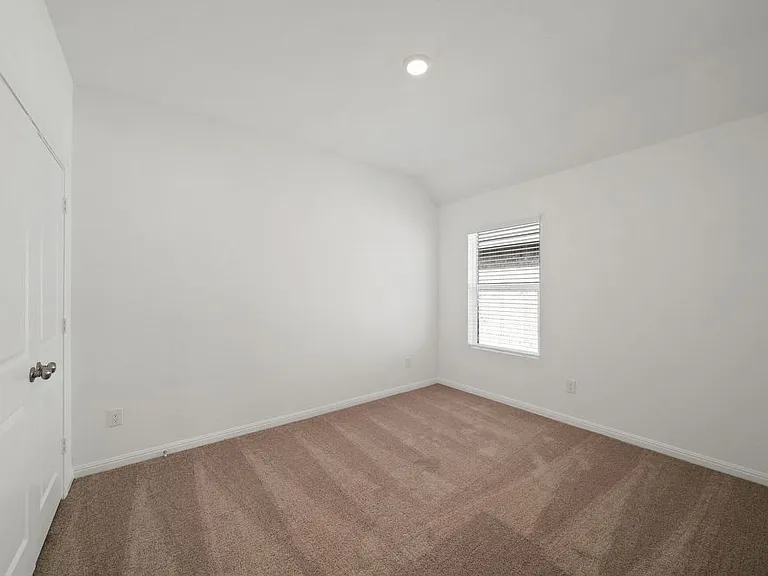 6631 Morgan Path — Photo 10