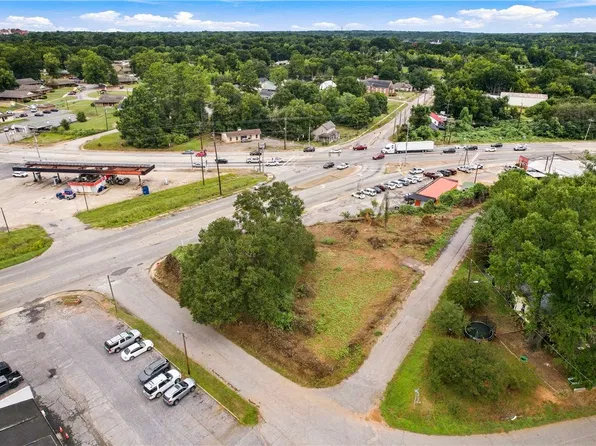 103 Liberty Dr, Anderson, SC 29624