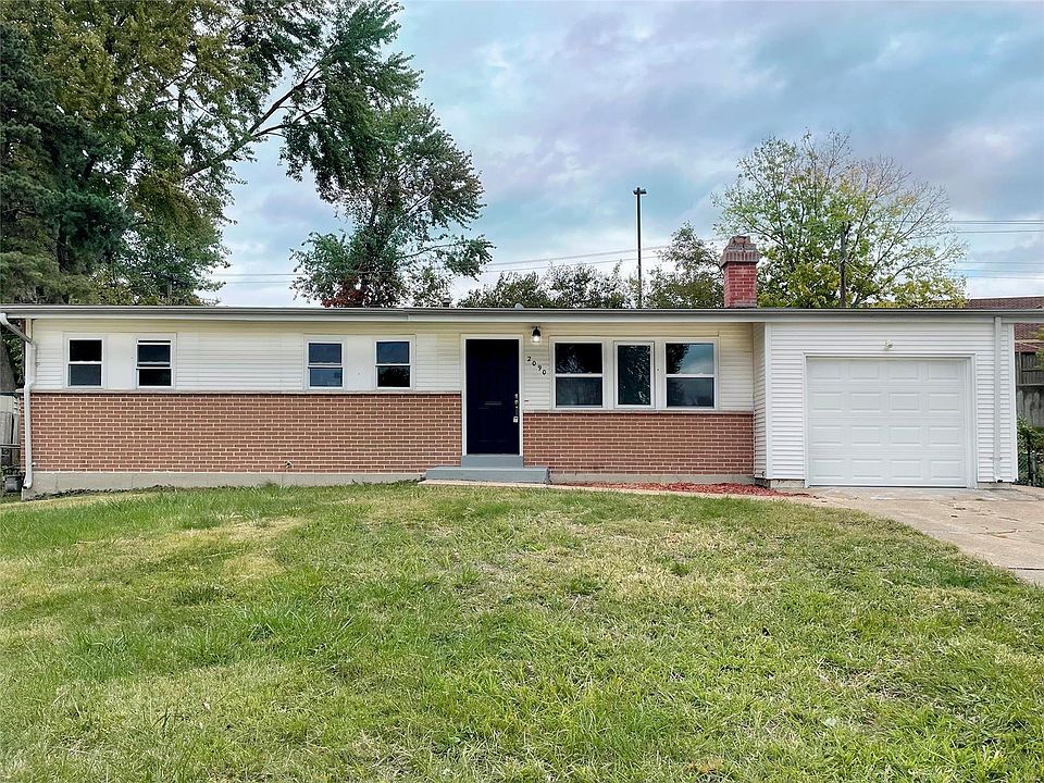 1st image of 2090 Thrush Dr