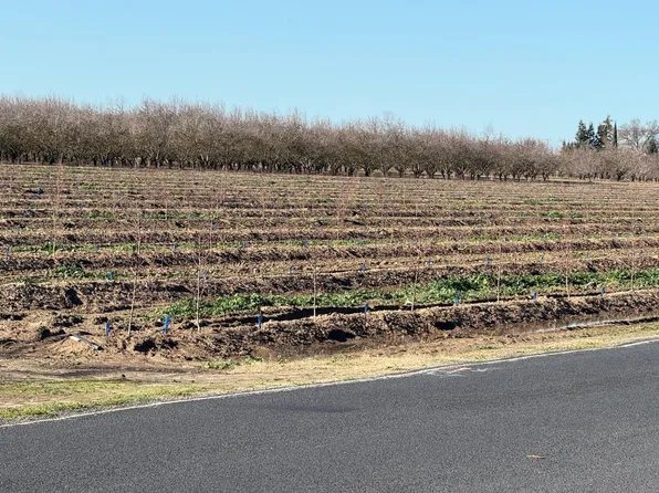 18843 S Carrolton Ave, Ripon, CA 95366