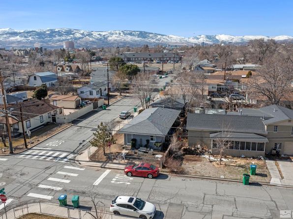 803 10th St, Sparks, NV 89431