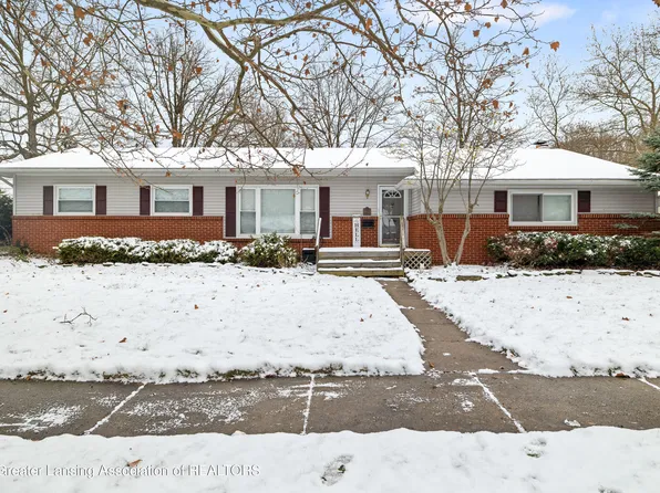 2717 Bedford Rd, Lansing, MI 48911