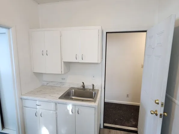 403 1st St W, Polson, MT 59860