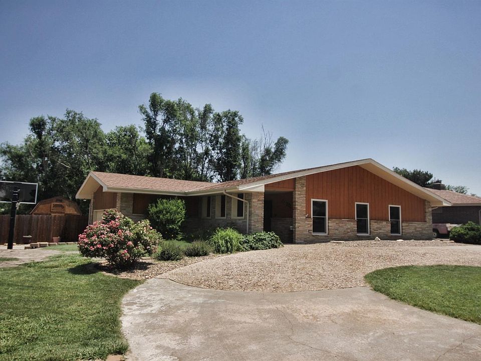 1st image of 3512 Hillcrest Dr