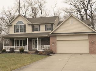 6983 Maplewood Rd, Parma Heights, OH 44130