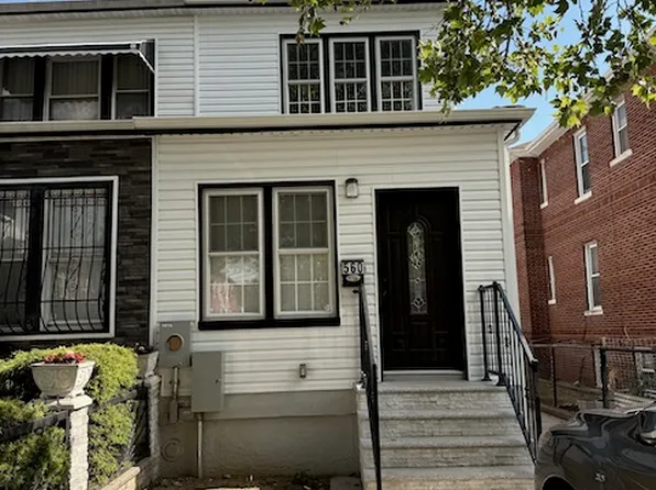 560 Linden Boulevard image 1 of 24