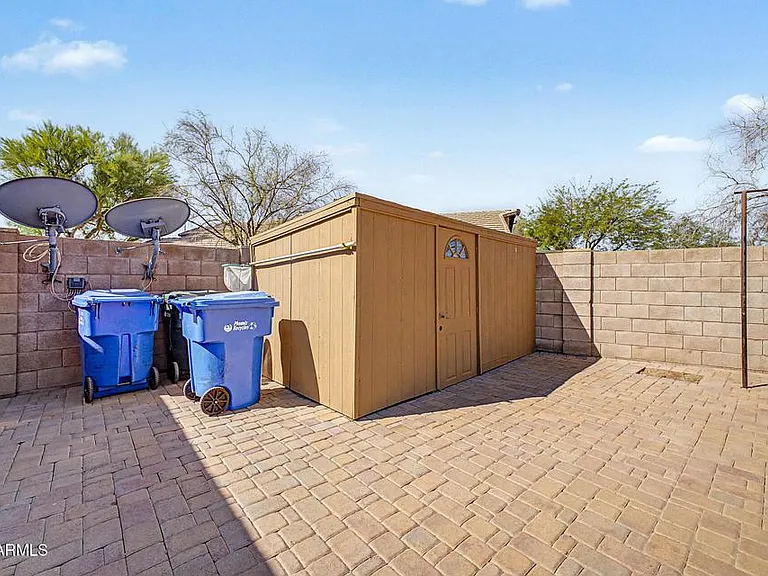 558 W Bluefield Ave — Photo 25