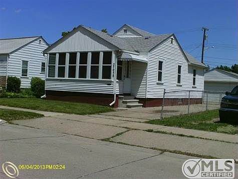 4th image of 27058 Brush St