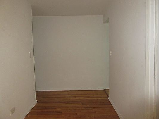 4th image of 525 W 236th St APT 5G