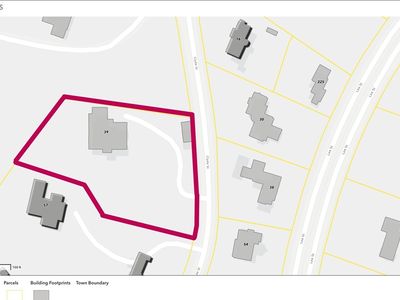 39 Clyde St, Brookline, MA, 02467