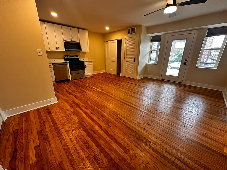 6252 Southwood Ave. — Photo 19