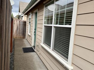 1967 Alamo Ln, Santa Rosa, CA 95407