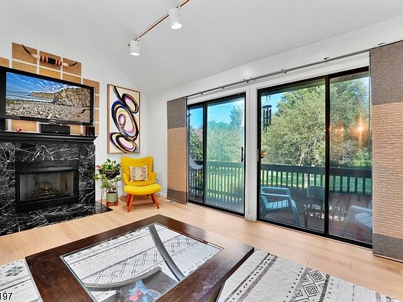 5th image of 183 Kingsberry Dr