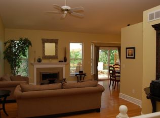95 Eagle Ridge Rd, Lake Orion, MI 48360