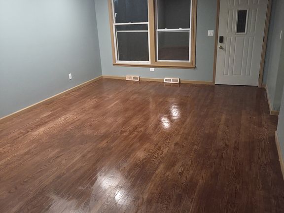 2nd image of 33460 Hagen Dr