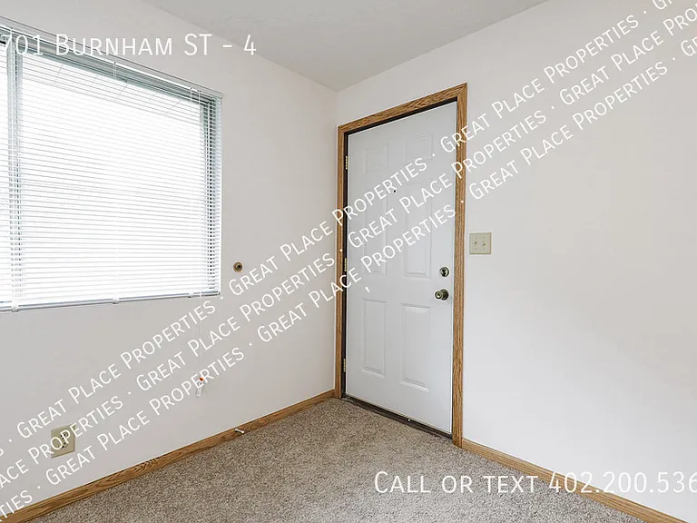 1701 Burnham St #4 — Photo 18