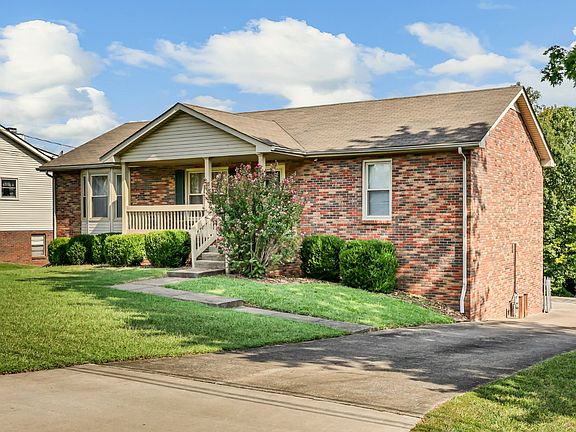 5th image of 921 Lindsey Dr