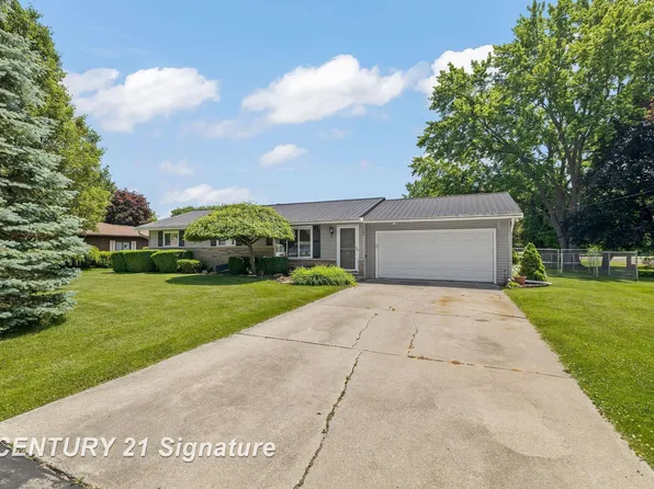 7245 Burmeister Dr, Saginaw, MI 48609