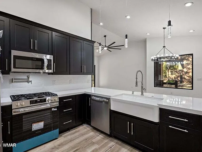 2711 W Villa Loop — Photo 8