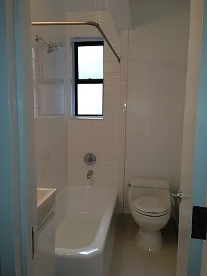 Rented by Stonehenge NYC LLC | media 11