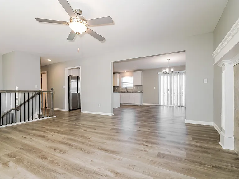 1004 NW High View Dr — Photo 13
