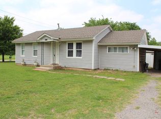 301 E Arapahoe St, Marlow, OK 73055