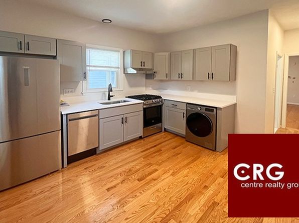 150 Brown St #2D