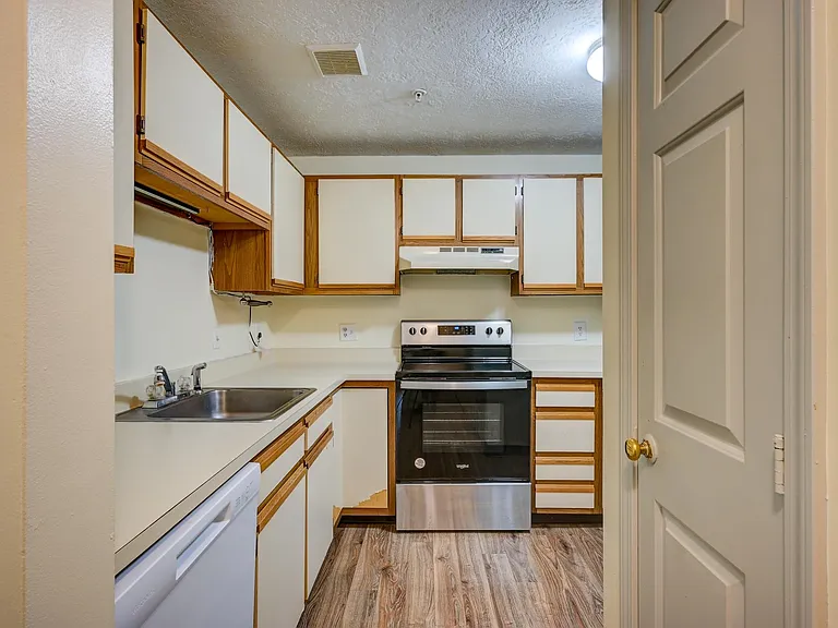 19 Saco St #91 — Photo 13