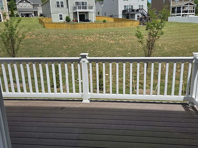 102 Spring Pl — Photo 9