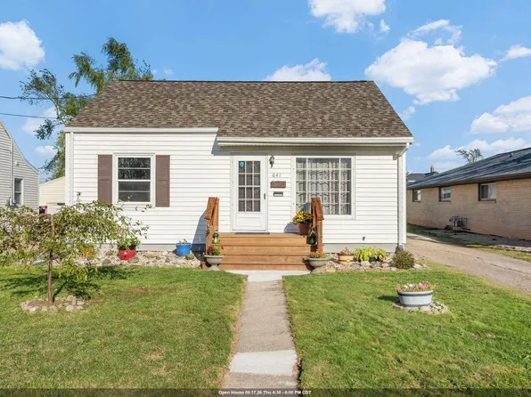 641 State St, Menasha, WI 54952