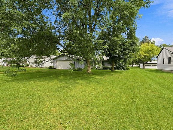 2nd image of 4609 Doenges Dr