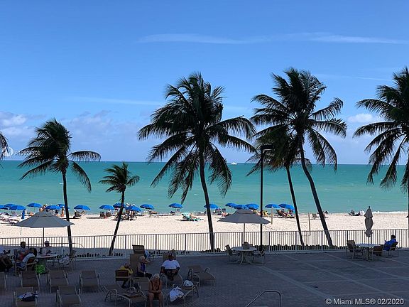 Pool deck overlooking the beach.